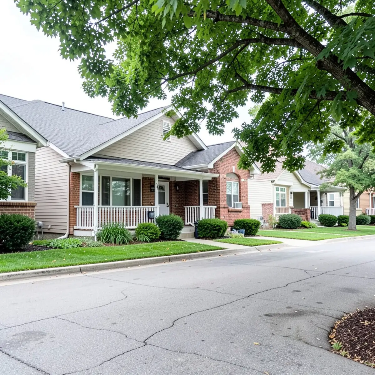 Arapahoe County sewer repair - neighborhood streetscape